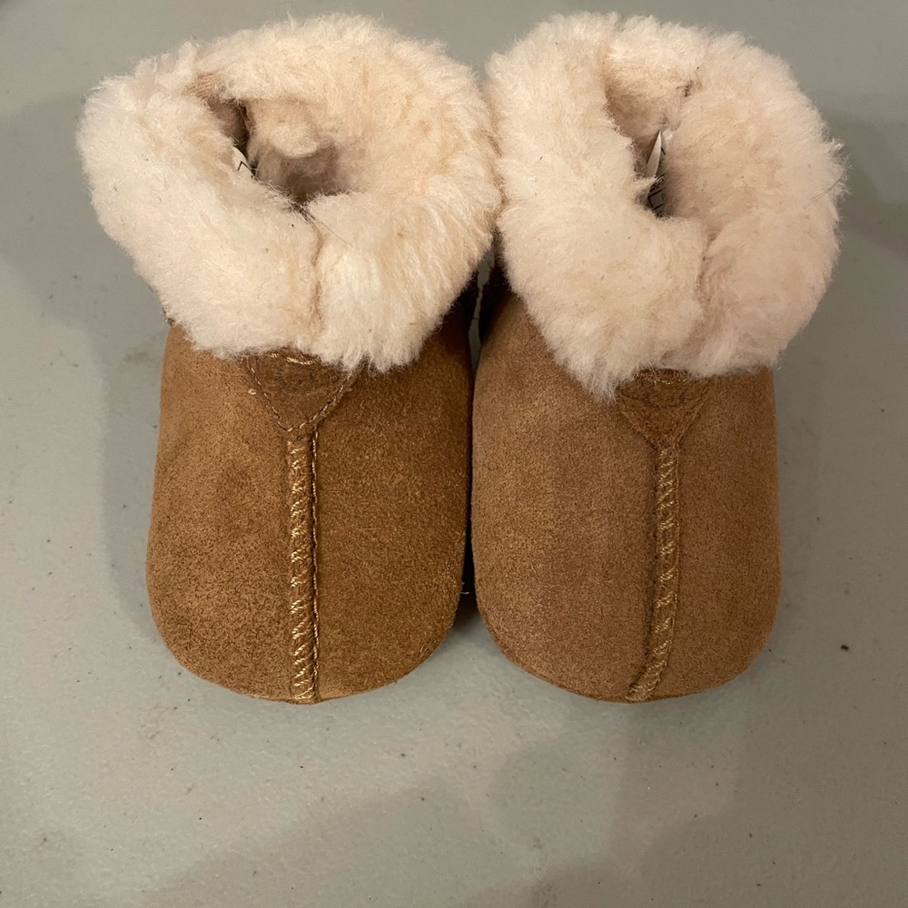 UGG Gojee Chestnut Suede